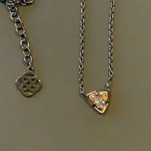 Kendra Scott necklace